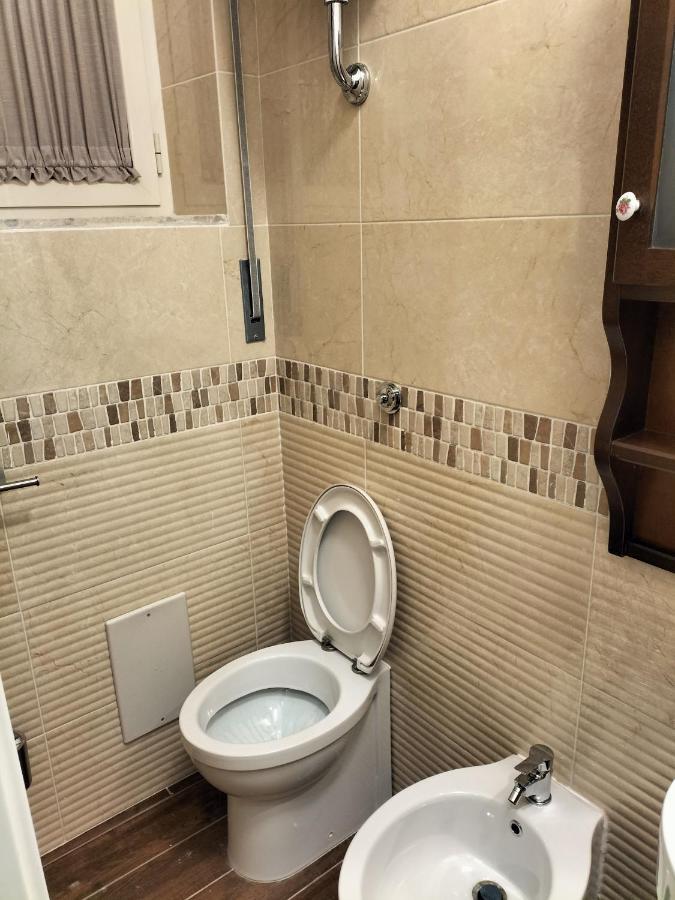 La Dimora Di Alex Apartment Napoli Bagian luar foto