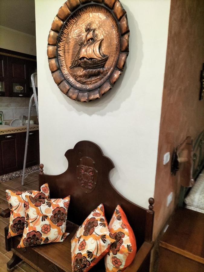 La Dimora Di Alex Apartment Napoli Bagian luar foto