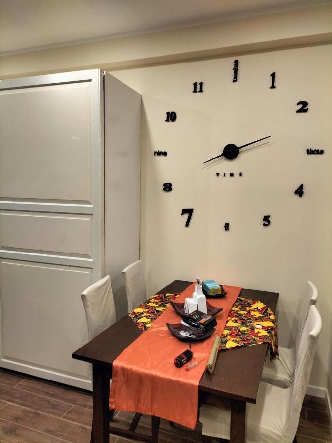 La Dimora Di Alex Apartment Napoli Bagian luar foto