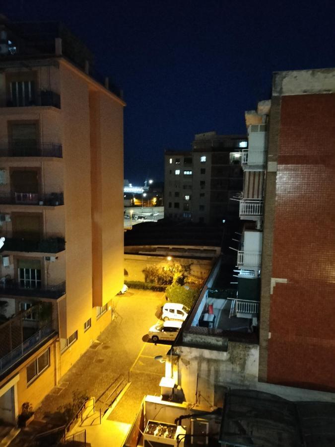 La Dimora Di Alex Apartment Napoli Bagian luar foto